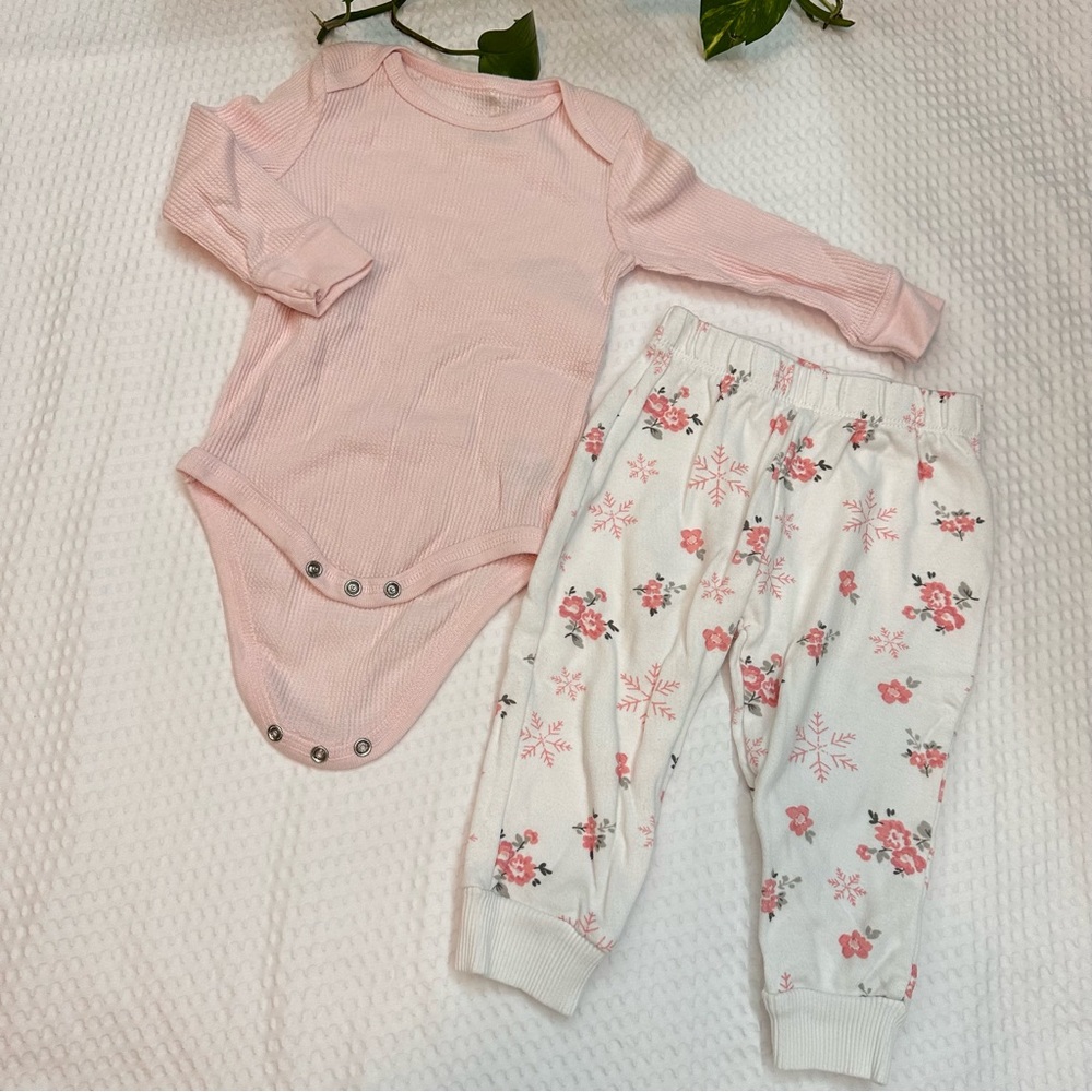 Baby girl floral outfit 6-9m
